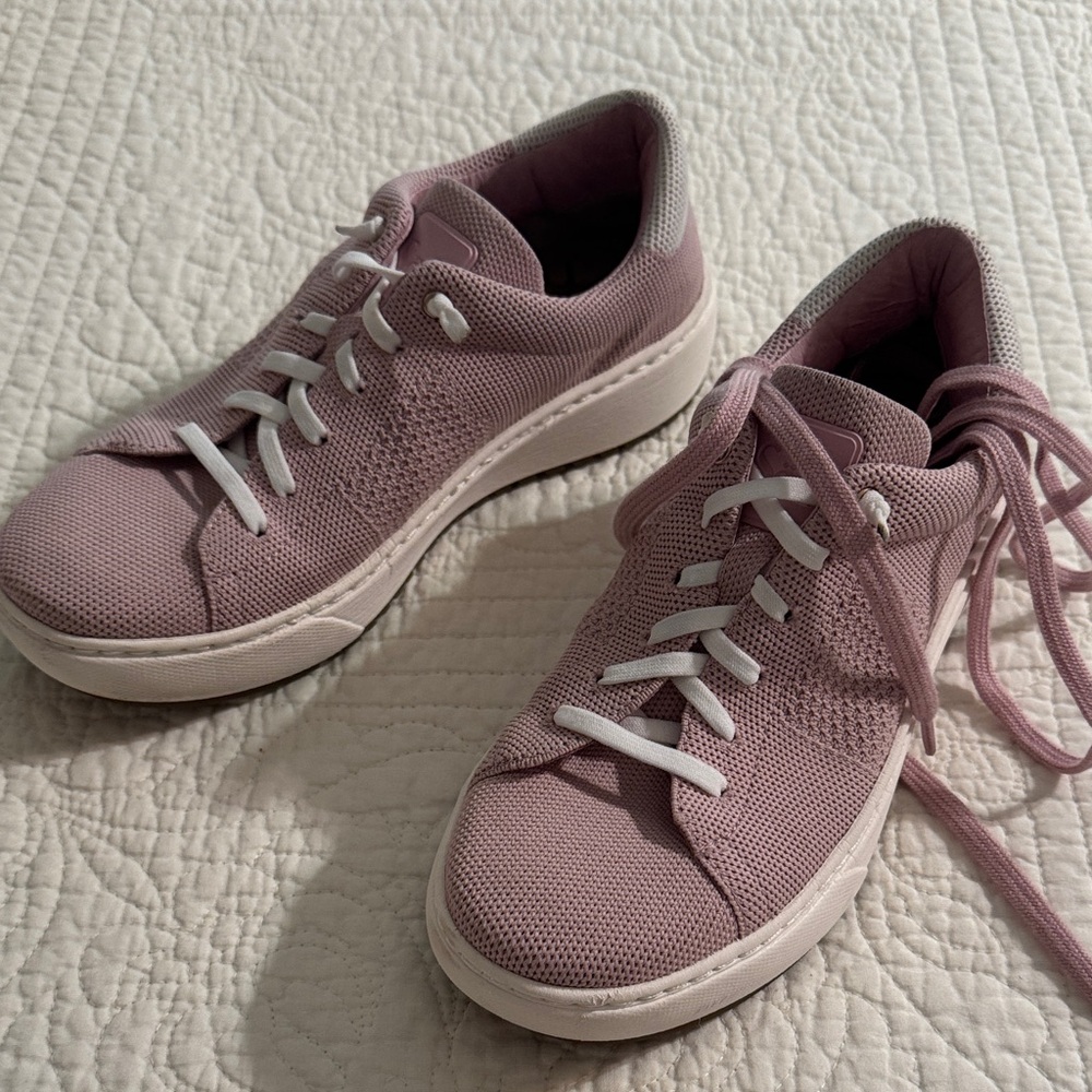 Sofft Athletic Shoes